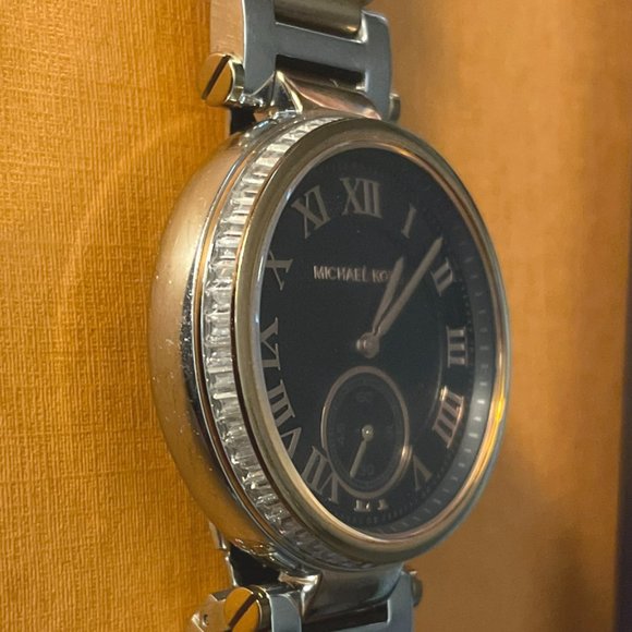 Michael Kors Skylar Black Dial Two-tone Ladies Watch - Picture 2 of 3